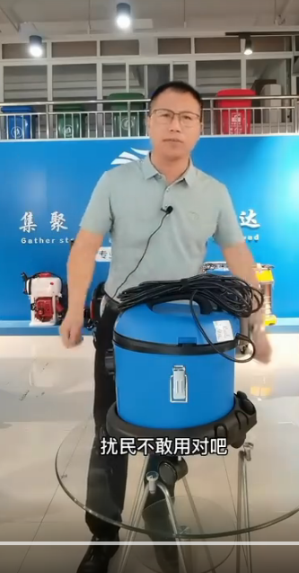 小巧可爱型静音吸尘器