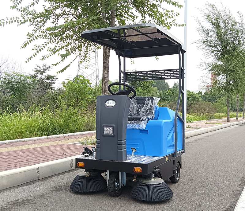 电动扫地车